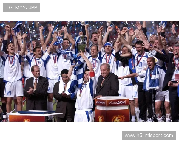 球队在洲际杯中凭借团队配合打出精彩战役，洲际杯历届冠军