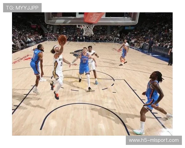 篮球比赛中通过高位策应分球打破区域联防的体系